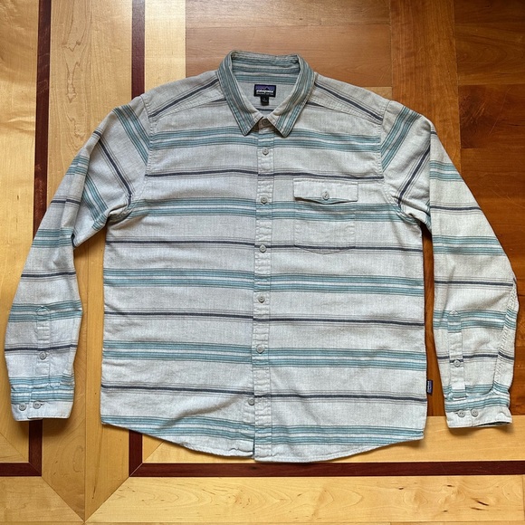 Patagonia Fjord flannel long sleeve button up organic cotton lightweight shirt - Picture 9 of 9